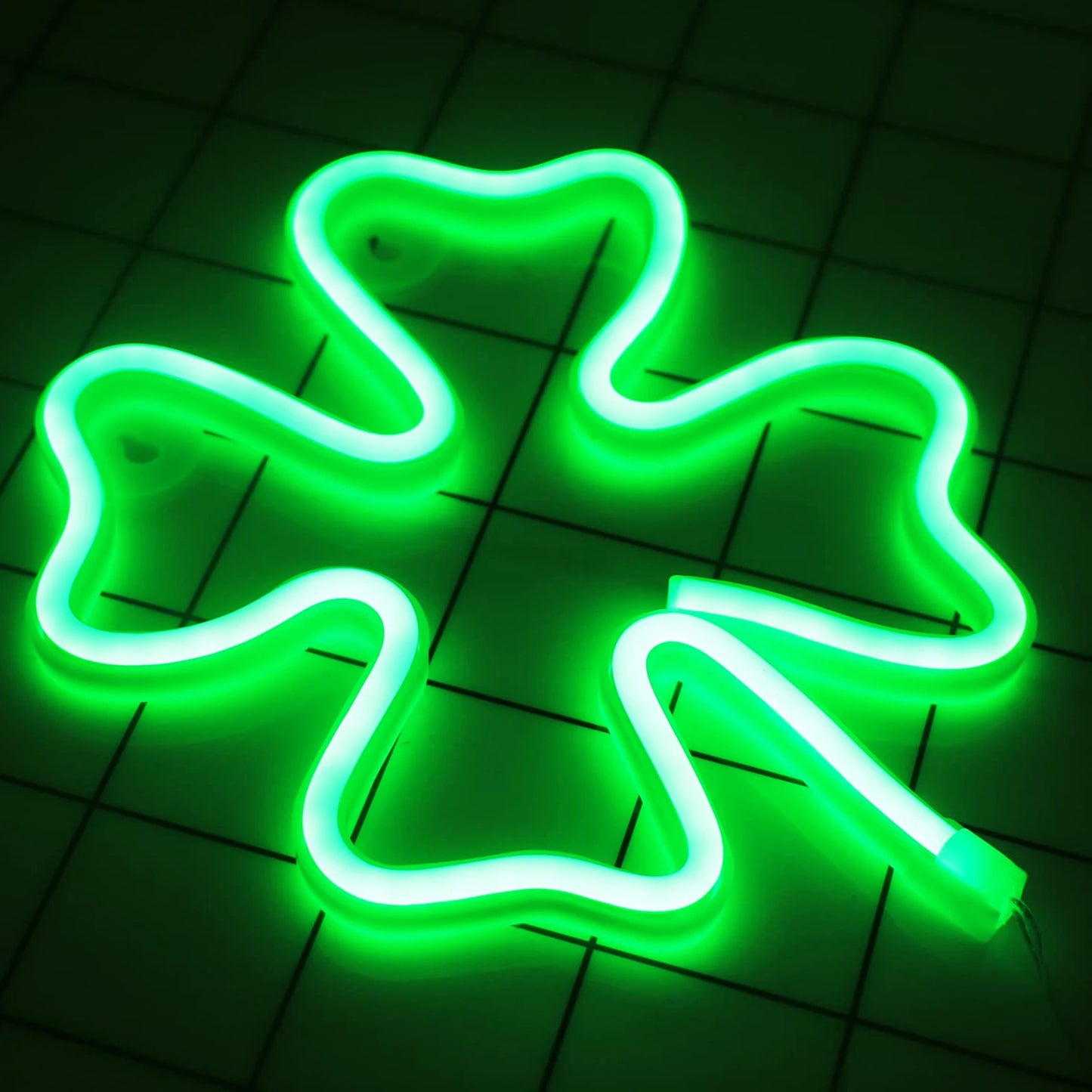 Neon Sign Clover Shaped